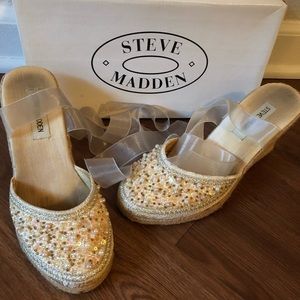 Women’s lace up wedges